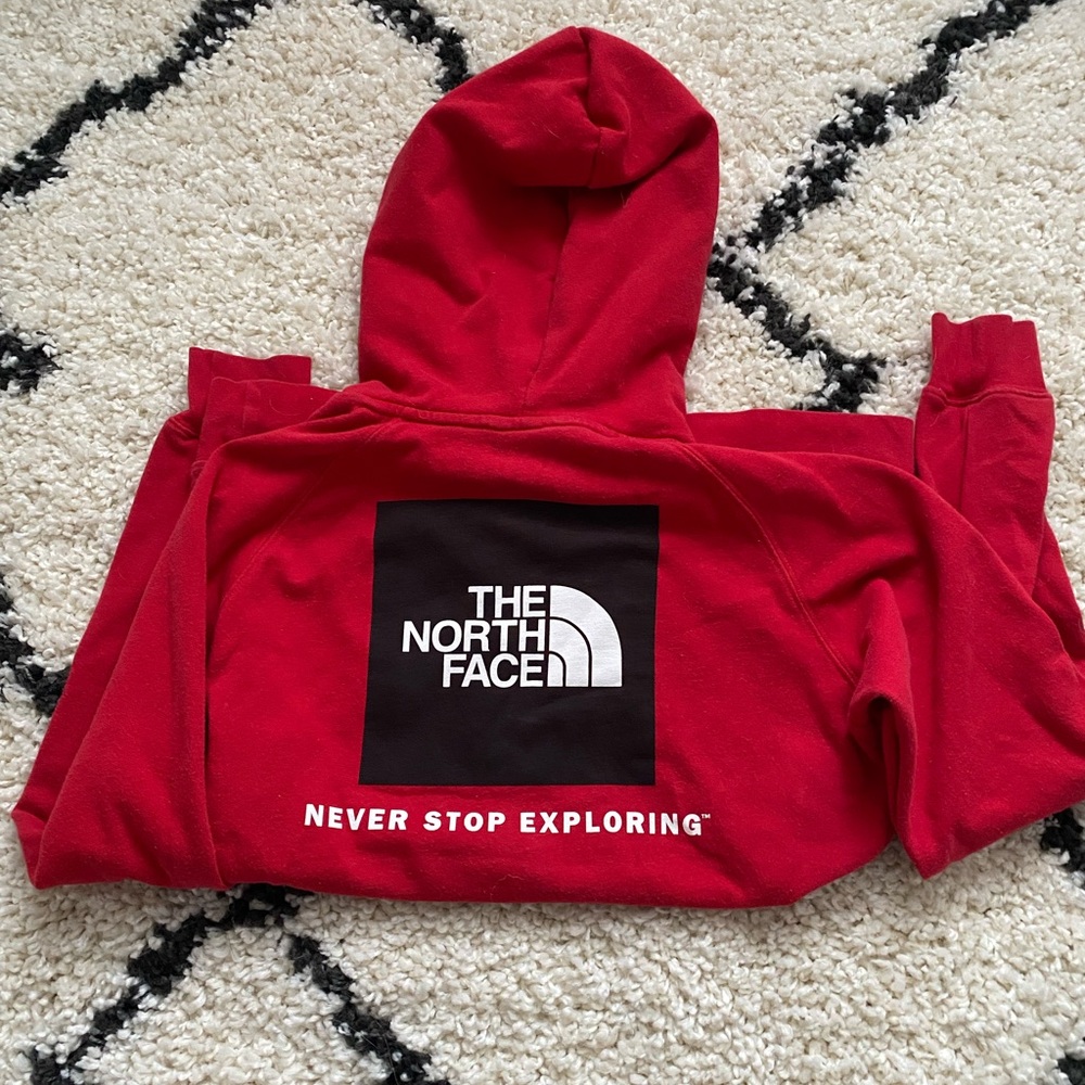womens north face hoodie
